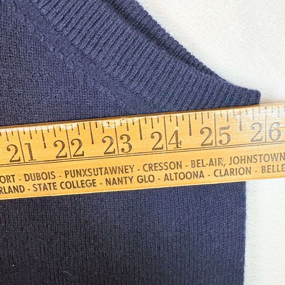 LL Bean Sweater Vest Mens XXL Navy Blue 100% Lambswool V-Neck 264791 - Picture 3 of 8